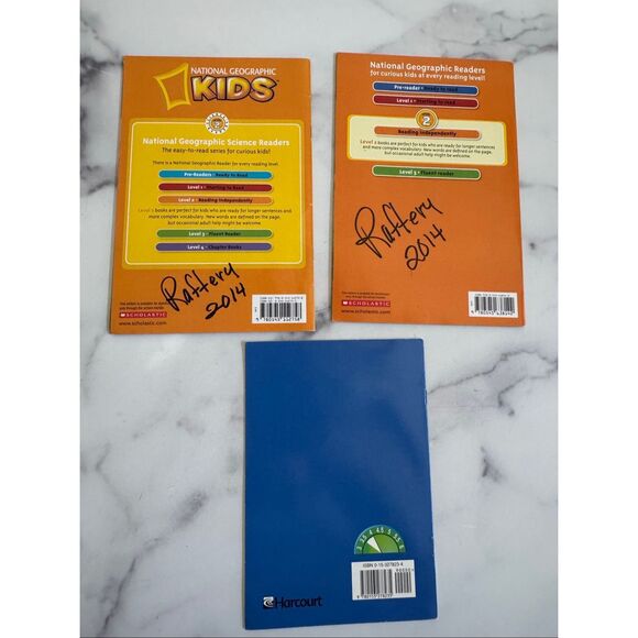 National Geographic kids Tigers Sharks kids care paperback bundle of 3 books chi - Picture 4 of 4